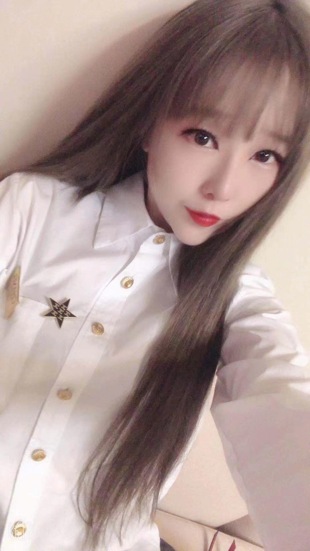 2021年1月21做起来很舒服想很很干的小燕